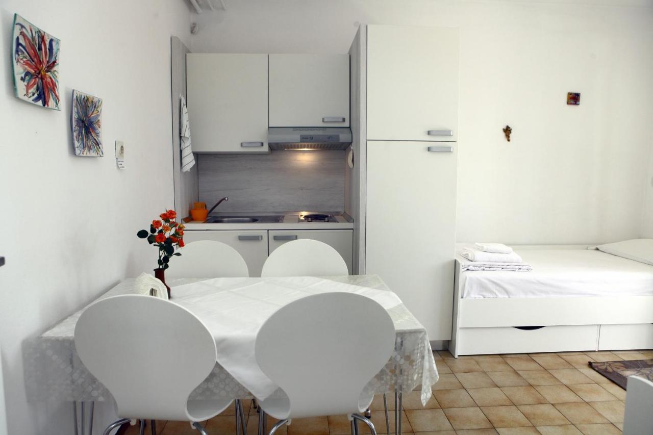 Apartments Diana Bm بورتوروز المظهر الخارجي الصورة